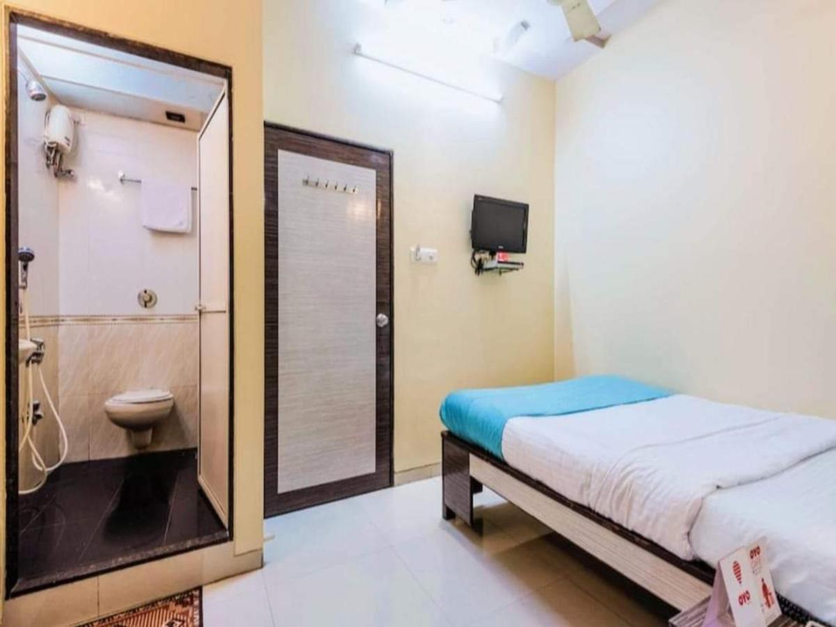 Hotel Broadway Colaba Mumbai Kültér fotó