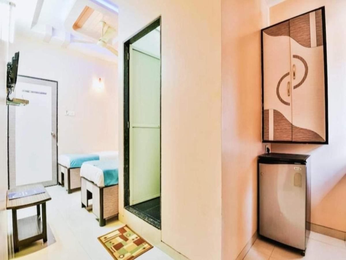 Hotel Broadway Colaba Mumbai Kültér fotó