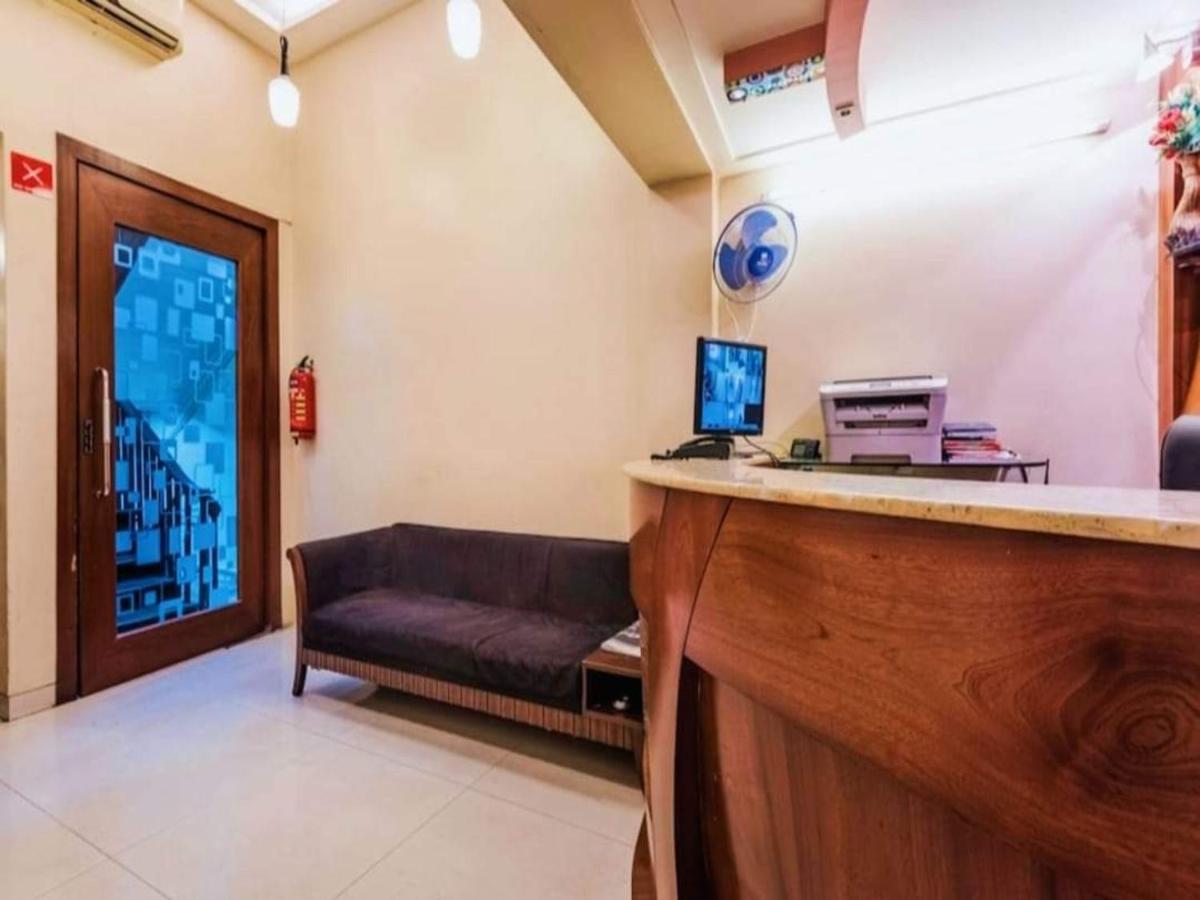 Hotel Broadway Colaba Mumbai Kültér fotó