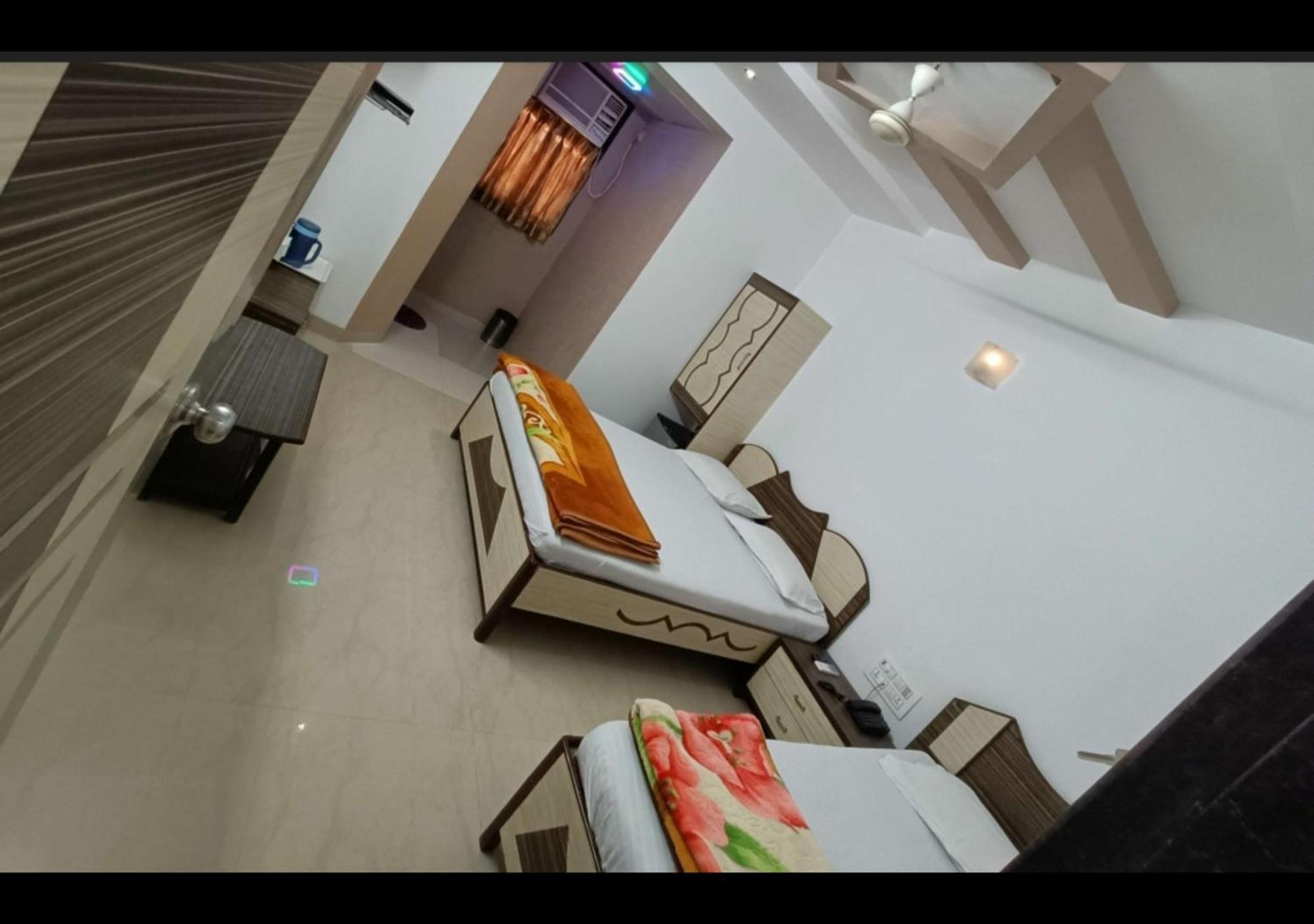 Hotel Broadway Colaba Mumbai Kültér fotó