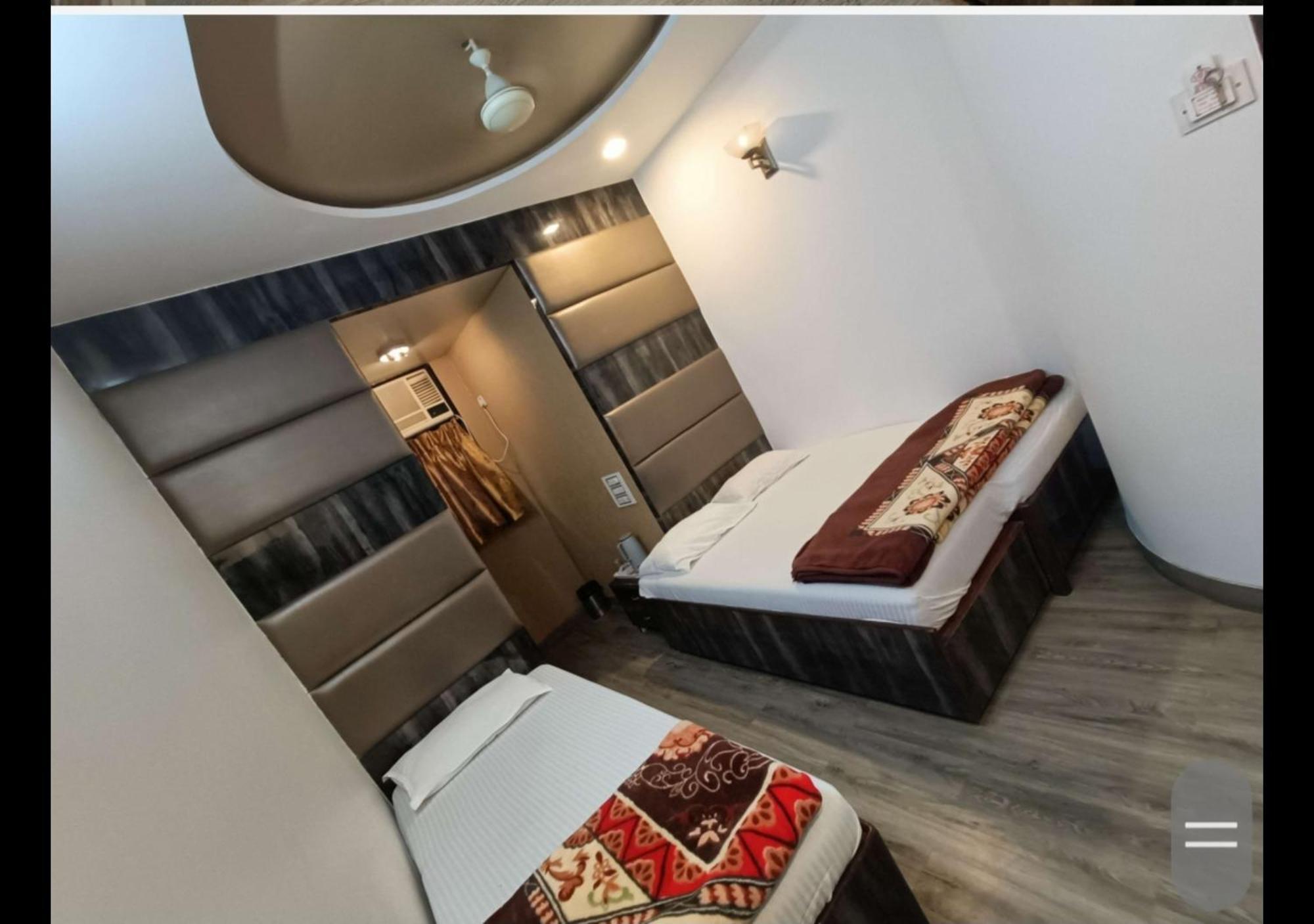 Hotel Broadway Colaba Mumbai Kültér fotó