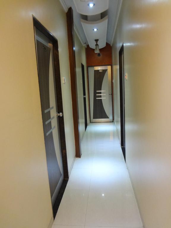 Hotel Broadway Colaba Mumbai Kültér fotó